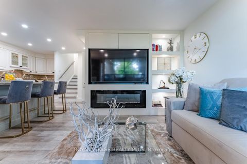 Photo 10 at A22 - 284 Mill Road, Markland Wood, Toronto