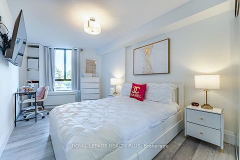 Photo 14 at A22 - 284 Mill Road, Markland Wood, Toronto