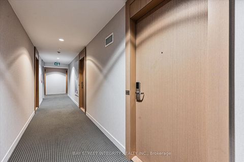 Photo 6 at 3807 - 7 Grenville Street, Bay Street Corridor, Toronto