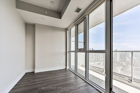 Photo 10 at 3807 - 7 Grenville Street, Bay Street Corridor, Toronto