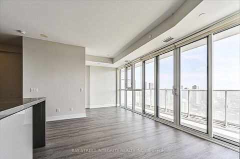 Photo 12 at 3807 - 7 Grenville Street, Bay Street Corridor, Toronto