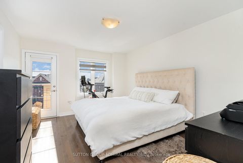 Photo 9 at 32 Grand Trunk Avenue, Patterson, Vaughan