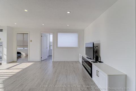Photo 4 at Ph15 - 175 Bamburgh Circle, Steeles, Toronto