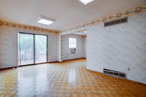 Photo 8 at 82 Hord Crescent, Lakeview Estates, Vaughan