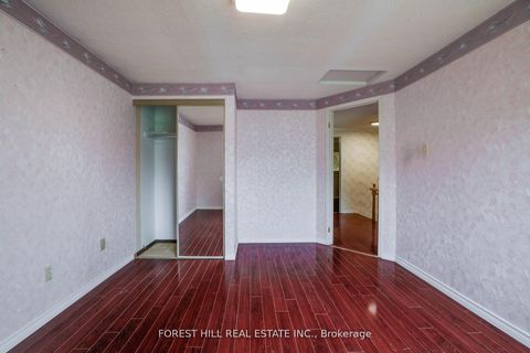 Photo 25 at 82 Hord Crescent, Lakeview Estates, Vaughan