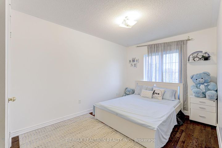 Photo 14 at 88 Banbrooke Crescent, Summerhill Estates, Newmarket