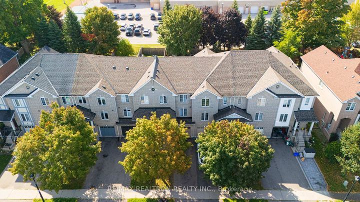 Photo 35 at 88 Banbrooke Crescent, Summerhill Estates, Newmarket