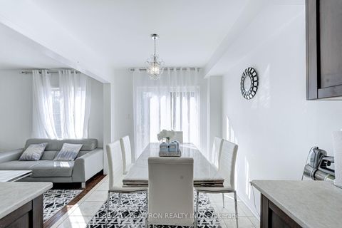 Photo 5 at 88 Banbrooke Crescent, Summerhill Estates, Newmarket