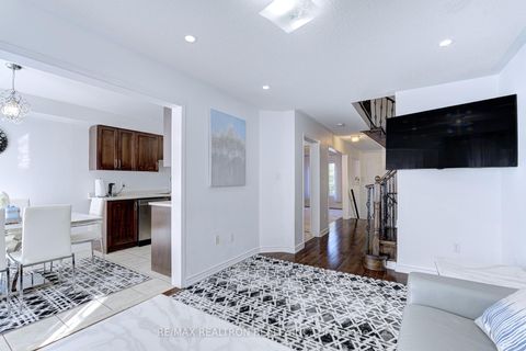 Photo 10 at 88 Banbrooke Crescent, Summerhill Estates, Newmarket