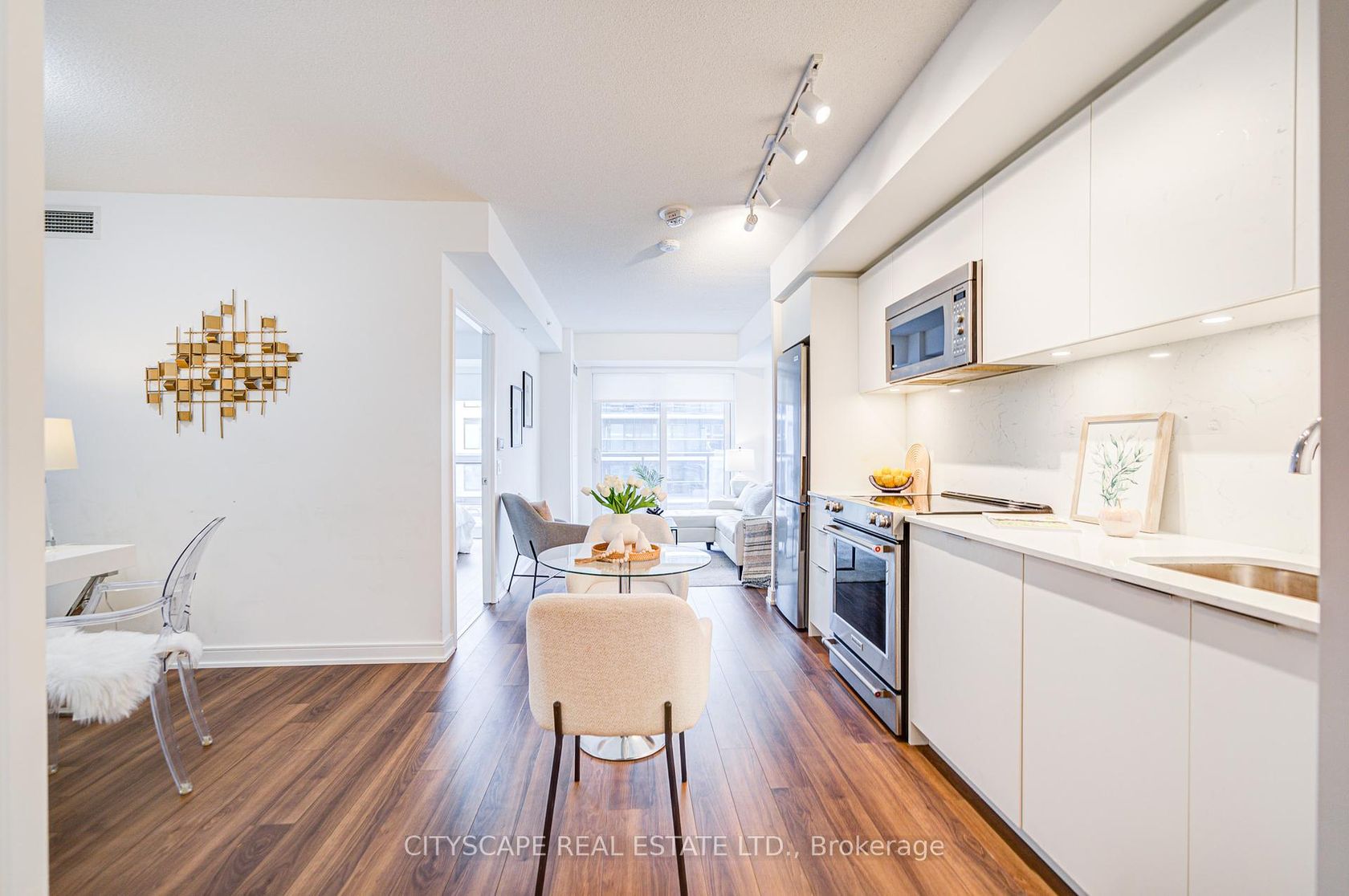 1805 - 30 Samuel Wood Way, City Centre West, Toronto 
