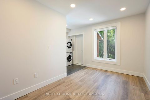 Photo 14 at 1995 Dundas Street W, Roncesvalles, Toronto