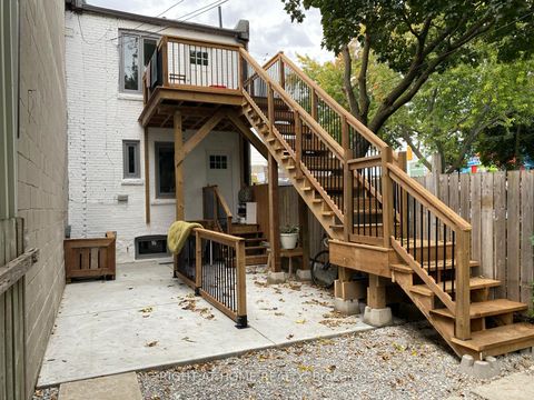 Photo 16 at 1995 Dundas Street W, Roncesvalles, Toronto