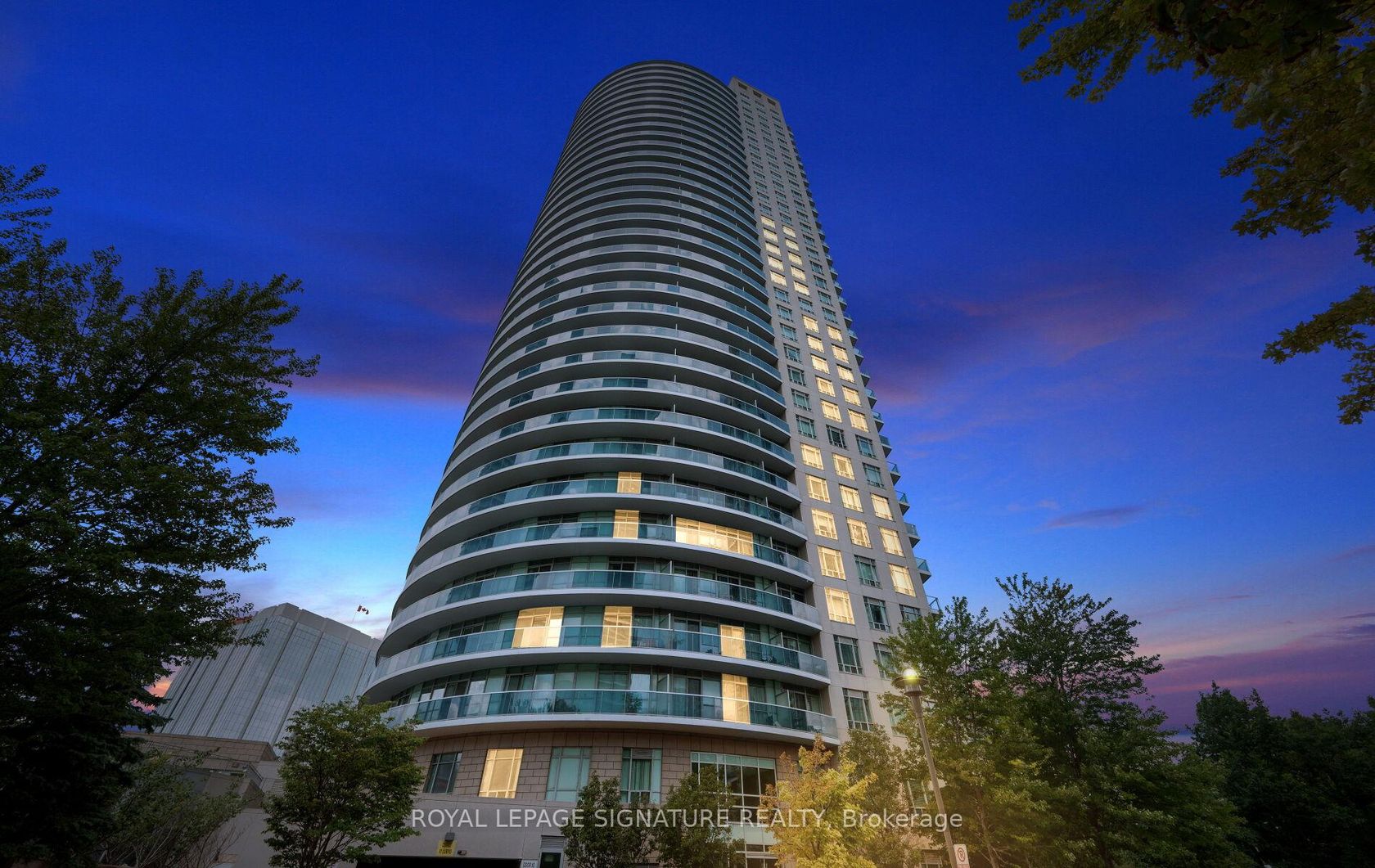 104 - 80 Absolute Avenue, City Centre, Mississauga 