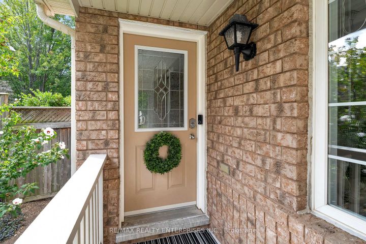 Photo 4 at 3941 Angus Walk, Churchill Meadows, Mississauga