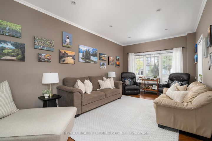Photo 5 at 3941 Angus Walk, Churchill Meadows, Mississauga