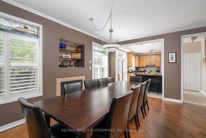 Photo 9 at 3941 Angus Walk, Churchill Meadows, Mississauga