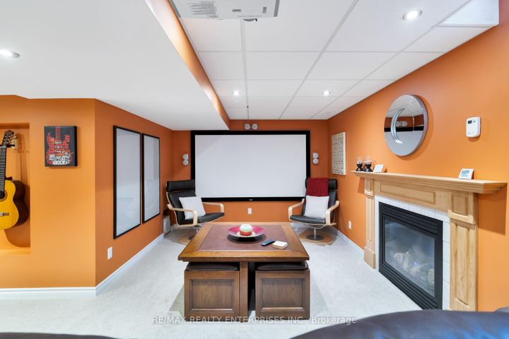 Photo 30 at 3941 Angus Walk, Churchill Meadows, Mississauga