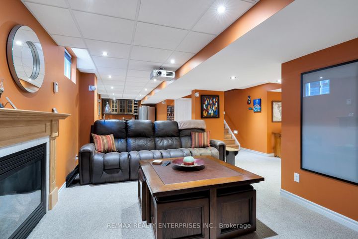 Photo 32 at 3941 Angus Walk, Churchill Meadows, Mississauga