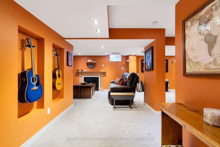 Photo 36 at 3941 Angus Walk, Churchill Meadows, Mississauga