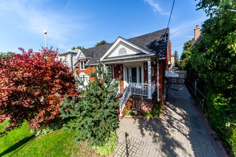 Photo 2 at 30 East Drive E, Smythe, Toronto