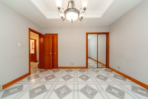 Photo 14 at 30 East Drive E, Smythe, Toronto