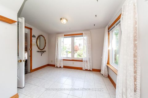 Photo 18 at 30 East Drive E, Smythe, Toronto
