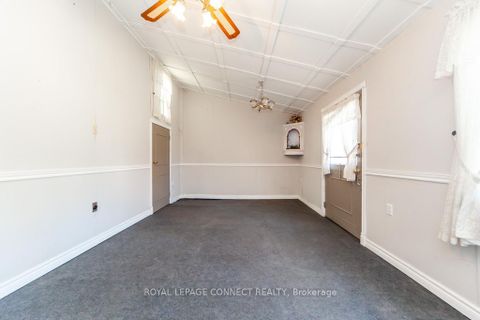 Photo 19 at 30 East Drive E, Smythe, Toronto