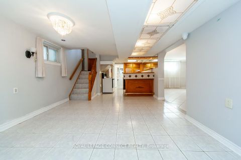 Photo 25 at 30 East Drive E, Smythe, Toronto