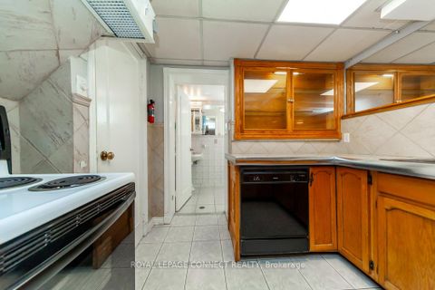 Photo 28 at 30 East Drive E, Smythe, Toronto