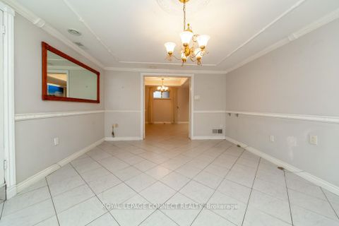 Photo 33 at 30 East Drive E, Smythe, Toronto