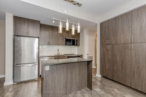 Photo 14 at 217 - 210 Sabina Drive, GO Glenorchy, Oakville