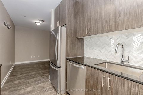 Photo 16 at 217 - 210 Sabina Drive, GO Glenorchy, Oakville