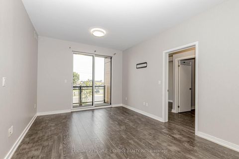 Photo 19 at 217 - 210 Sabina Drive, GO Glenorchy, Oakville