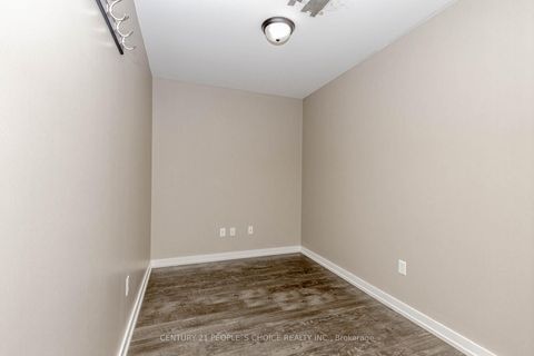 Photo 22 at 217 - 210 Sabina Drive, GO Glenorchy, Oakville