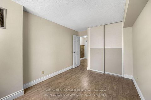 Photo 7 at 425 - 80 St Patrick Street, Chinatown, Toronto