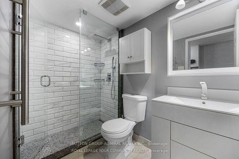 Photo 12 at 425 - 80 St Patrick Street, Chinatown, Toronto