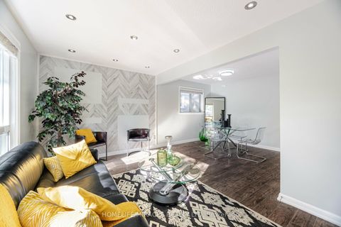 Photo 7 at 98 Nelson Street, Woburn, Toronto