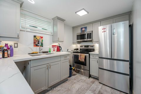 Photo 32 at 98 Nelson Street, Woburn, Toronto
