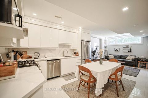Photo 11 at 263 East Avenue, Rouge E10, Toronto