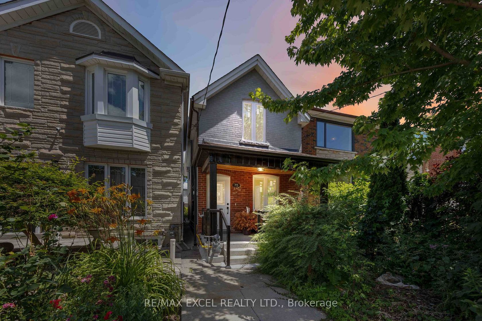 75 Harvie Avenue, Davenport, Toronto 