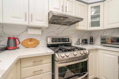 Photo 11 at 60 Forest Fountain Drive, Sonoma Heights, Vaughan