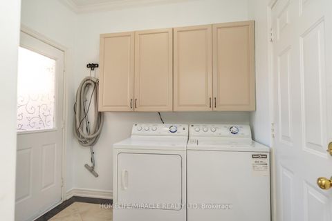 Photo 21 at 60 Forest Fountain Drive, Sonoma Heights, Vaughan