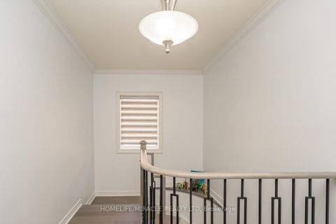 Photo 25 at 60 Forest Fountain Drive, Sonoma Heights, Vaughan