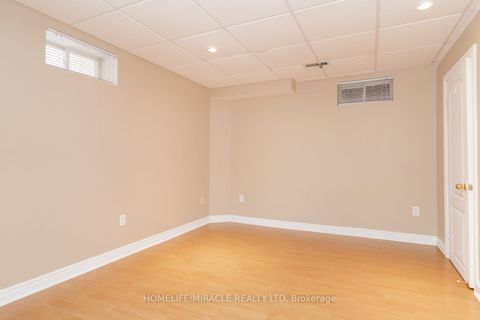 Photo 39 at 60 Forest Fountain Drive, Sonoma Heights, Vaughan