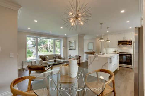 Photo 5 at 21 Bathford Crescent, Bayview Village, Toronto