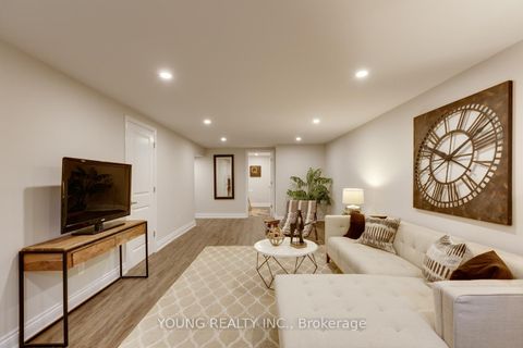 Photo 9 at 21 Bathford Crescent, Bayview Village, Toronto