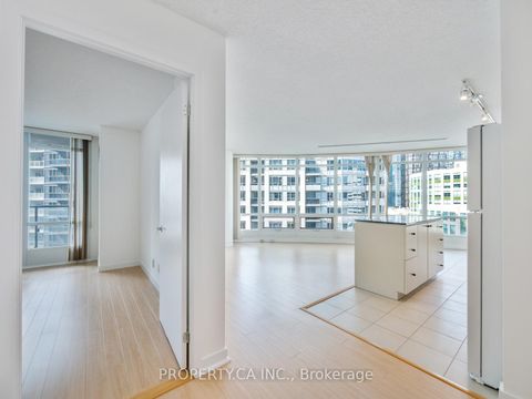 Photo 9 at 2110 - 361 Front Street W, Waterfront Communities C1, Toronto