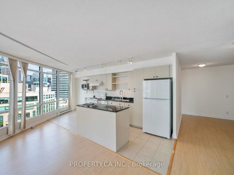 Photo 17 at 2110 - 361 Front Street W, Waterfront Communities C1, Toronto