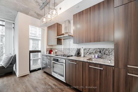 Photo 7 at 301 - 15 Beverley Street, Chinatown, Toronto Photo 7 at 301 - 15 Beverley Street, Chinatown, Toronto