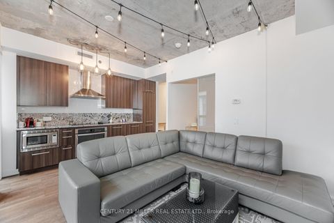 Photo 10 at 301 - 15 Beverley Street, Chinatown, Toronto Photo 10 at 301 - 15 Beverley Street, Chinatown, Toronto